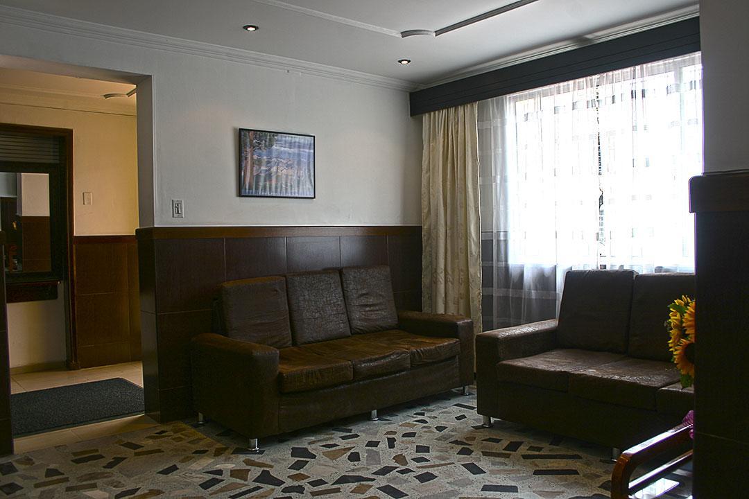 Hotel Villa Karina โบโกตา ภายนอก รูปภาพ
